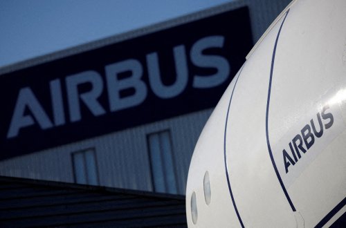 Airbus submits bid in tender for 84 aircraft for LOT, says agency PAP