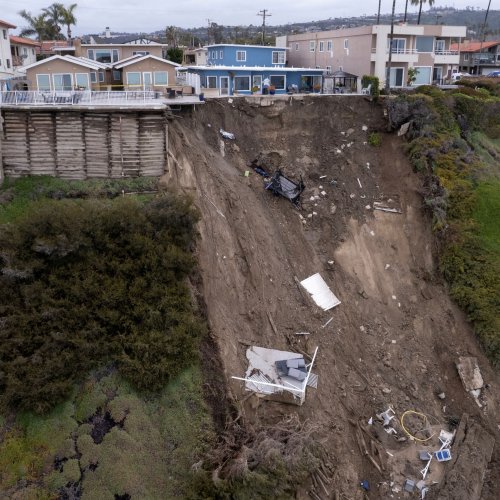 California's coveted coastal cliffs eroding in atmospheric rivers