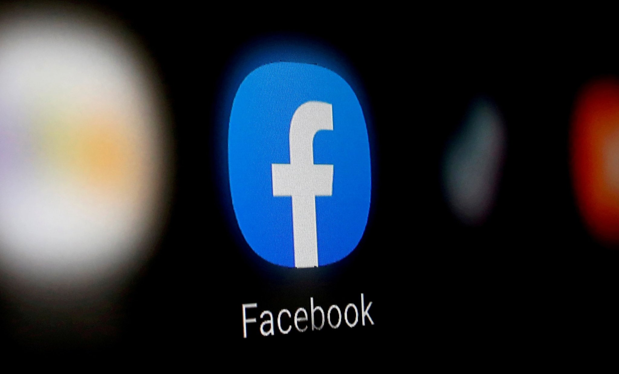 Facebook sets up new team to work on the 'metaverse'