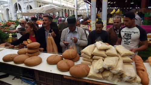 Les boulangers tunisiens réclament des subventions non versées par l'État