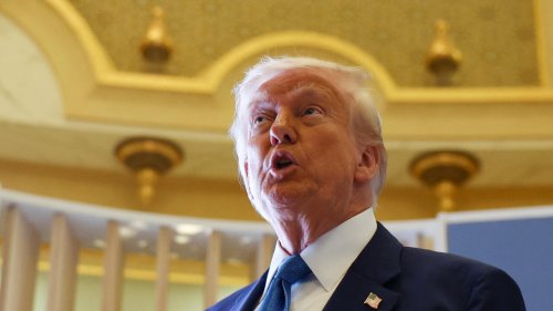 États-Unis: la Cour suprême autorise Trump à révoquer le statut d'immigrés vénézuéliens