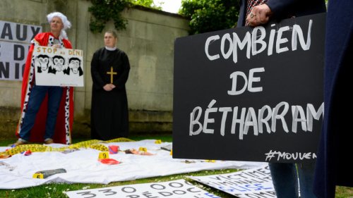 Reportage France - France: après l'affaire Bétharram, les langues se délient dans les établissements privés catholiques