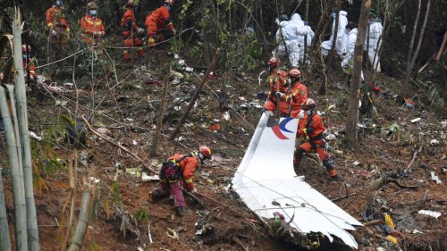 Crash du Boeing 737 en Chine: l'avion répondait aux commandes, selon le «Wall Street Journal»