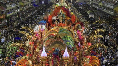Covid-19: le Brésil reporte ses célébrissimes carnavals à avril