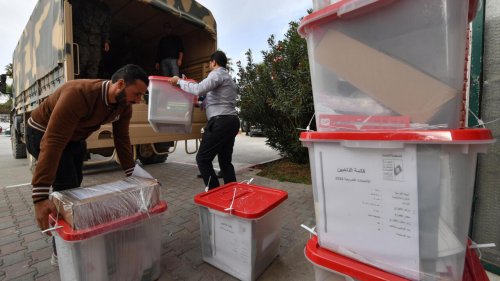 Gagner son pain ou voter, les Tunisiens ont tranché