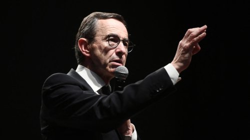 France: le ministre de l’Intérieur dans la tourmente après le meurtre d'un Malien dans une mosquée