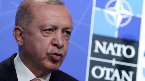 Otan: la Turquie toujours hostile à l'adhésion de la Suède entrouvre la porte à la Finlande