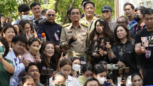 Thaïlande: le Premier ministre dissout l'Assemblée nationale
