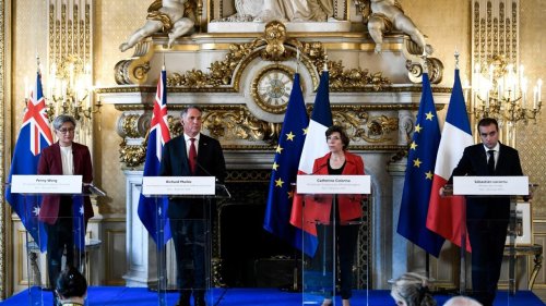 France and Australia mend fences to relaunch era of defence ties