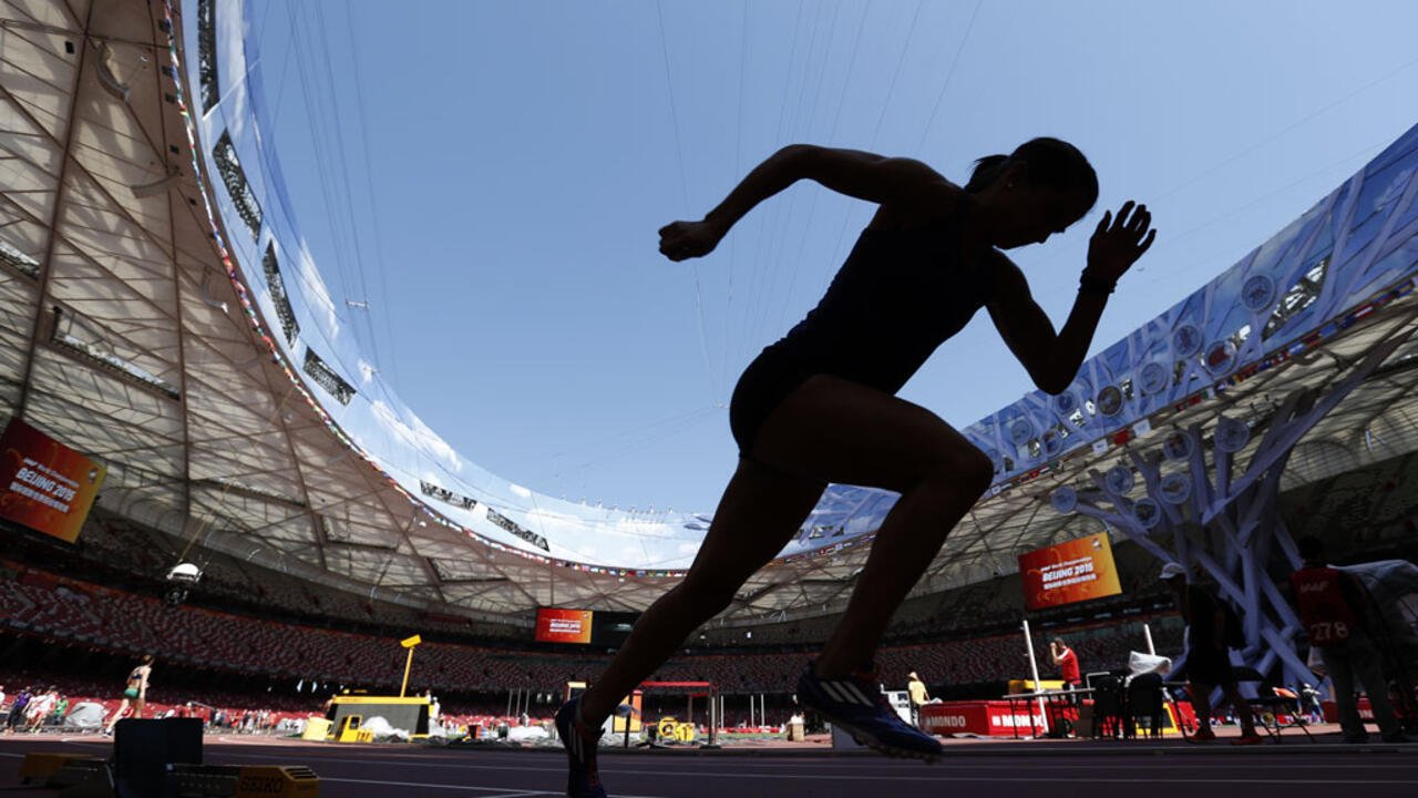 Athlétisme: la Fédération internationale instaure le prélèvement buccal pour déterminer le genre des athlètes