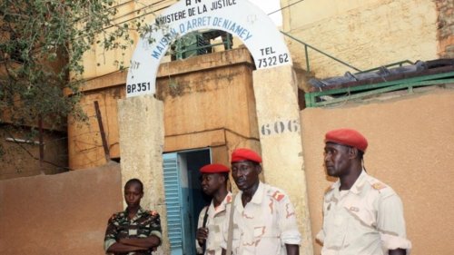 Coronavirus au Niger: le pouvoir annonce un couvre-feu à Niamey et de nombreuses remises de peine