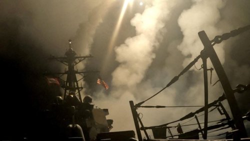Yémen: les rebelles houthis revendiquent une seconde attaque en mer Rouge contre un porte-avions américain