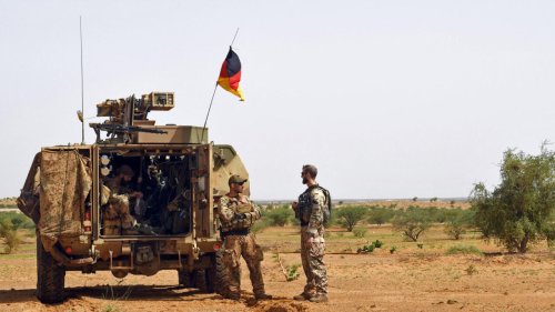 L'Allemagne suspend «jusqu'à nouvel ordre» la majeure partie de ses opérations au Mali