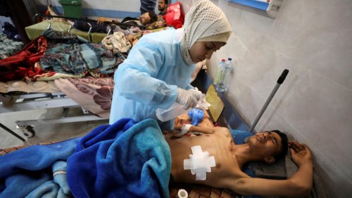 Gaza: appels à une enquête après une distribution humanitaire meurtrière, Biden se résout aux largages d'aide