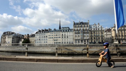 Paris pedals past Amsterdam in race for child-friendly streets