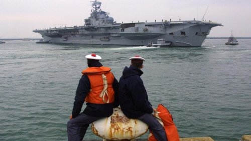 Brazil sinks rusting French-built 'toxic' warship in Atlantic