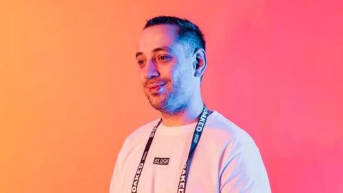 Vivre ailleurs - Parcours de Julien Balanqueux, Prix du public des 13è Trophées des Français de l'étranger