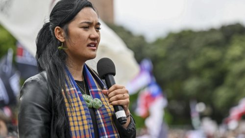 Nouvelle Zélande: des députés maoris menacés d’expulsion temporaire après un haka au Parlement