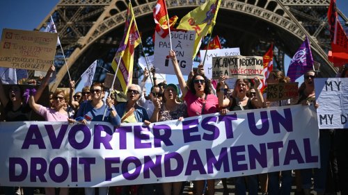 'Eighty percent' of French want abortion rights enshrined in constitution