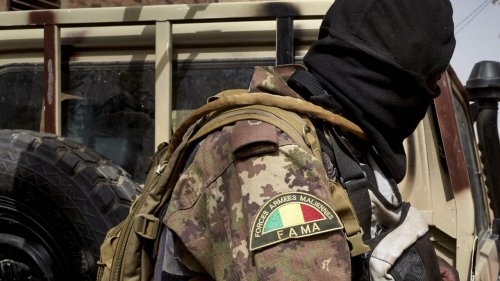 Mali: la colonne de l'armée progresse lentement dans la région de Gao