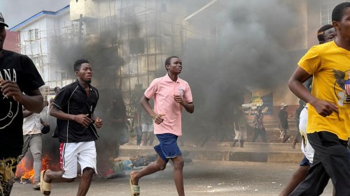 En Sierra Leone, des manifestations contre la vie chère tournent à l'émeute