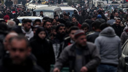 Après la dissolution du PKK, les Kurdes syriens espèrent l'apaisement avec la Turquie