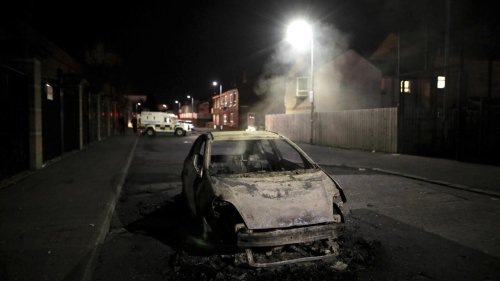Irlande du Nord: nuit calme à Belfast après une semaine de violences