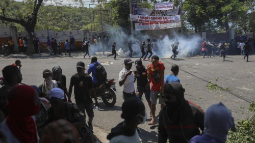 Haïti: la police disperse une manifestation contre la violence des gangs à Port-au-Prince