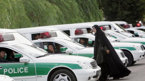 Revue de presse internationale - À la Une: cette annonce en Iran de l’abolition de la police des mœurs