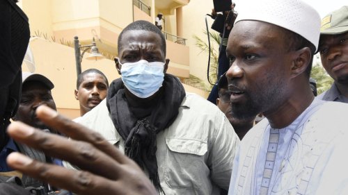 Sénégal: le procès d'Ousmane Sonko pour diffamation renvoyé au 16 février