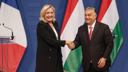 Hungary's Victor Orban gives red carpet welcome to France's Marine Le Pen