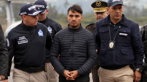 Équateur: un ex-policier condamné à la peine maximale pour féminicide