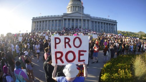 À la Une: quelles suites donner à la décision de la Cour suprême sur le droit à l’avortement?
