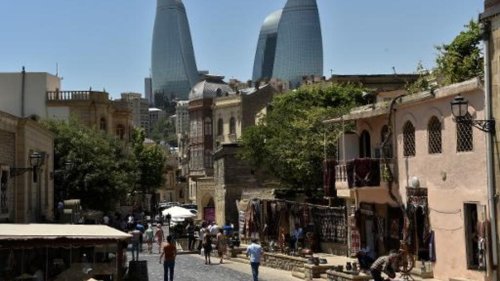 Azerbaïdjan: un journaliste critique du pouvoir condamné à 16 ans de prison