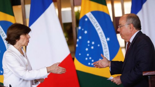 La cheffe de la diplomatie française au Brésil pour renouer les relations entre les deux pays