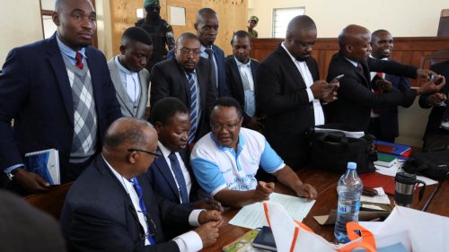 En Tanzanie, l'opposant Tundi Lissu affiche sa combativité devant la justice