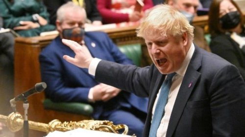 Face au scandale du «Partygate», Boris Johnson refuse la démission