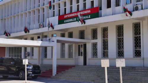 Madagascar: vers la légalisation encadrée du «toaka gasy», rhum artisanal emblématique?
