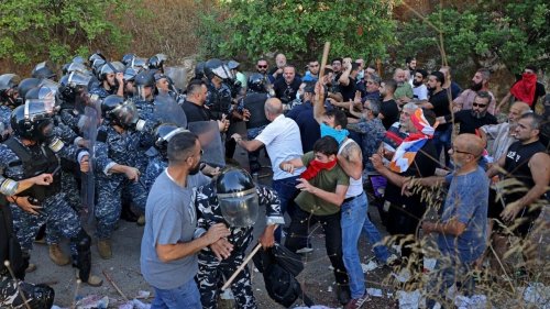 Liban: violents heurts lors d'une manifestation d'Arméniens contre la dissolution du Haut-Karabakh