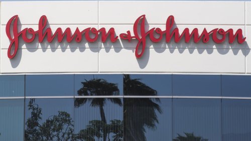 Johnson & Johnson cesse ses ventes mondiales de poudre de talc pour bébé après des années de scandale