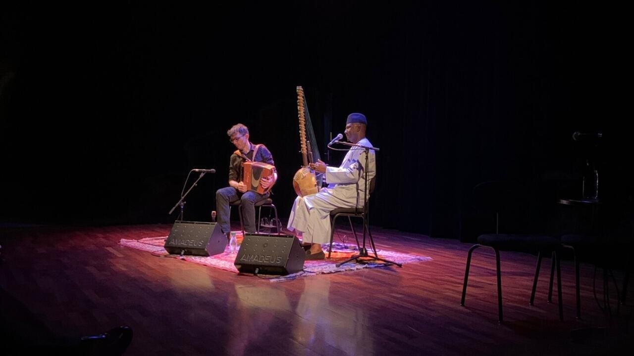 Reportage culture - Le festival Babel Music XP conquis par le koriste Ablaye Cissoko et l'accordéoniste Cyrille Brotto