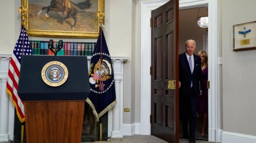 États-Unis: Joe Biden pris dans la tourmente déclenchée par la Cour suprême