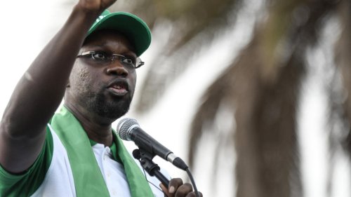 Sénégal: l'opposant Ousmane Sonko face à son accusatrice Adji Sarr au tribunal de Dakar