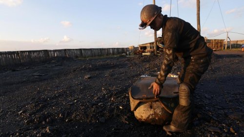 Chronique des matières premières - Des exportations de charbon venant de territoires ukrainiens occupés font débat