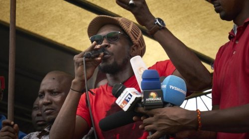 Mali: un chroniqueur radio et une influenceuse poursuivis pour «association de malfaiteurs»
