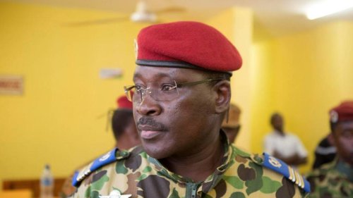 Burkina: la justice militaire lève le mandat d’arrêt international contre Isaac Zida