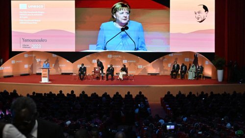 Le prix Félix Houphouët Boigny pour la paix remis à Angela Merkel