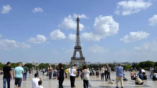 À Paris, le redémarrage du tourisme perturbé par l’absence de clientèle chinoise en 2022