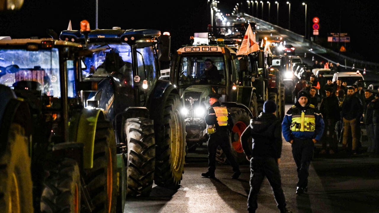 France: la mobilisation agricole s’intensifie autour de la dermatose avant un déplacement de la ministre de l’Agriculture