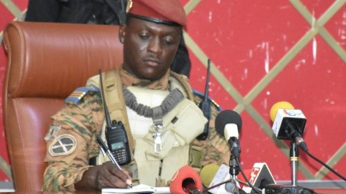 Revue de presse Afrique - À la Une: au Burkina, «une situation sécuritaire toujours alarmante»